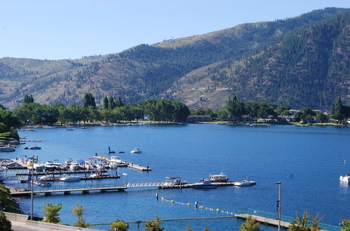 Photo 4 - Breezy Lake Chelan Condo w/ Pool & Hot Tub Access