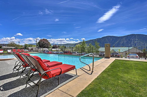 Photo 14 - Breezy Lake Chelan Condo w/ Pool & Hot Tub Access