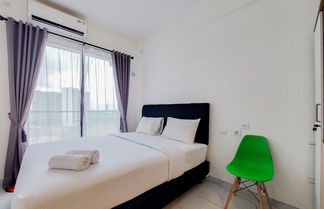 Foto 1 - Strategic And Elegant Studio Apartment At Sky House Bsd