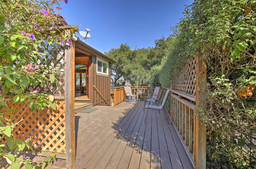 Foto 17 - Hillside Home w/ Deck & Views of Tomales Bay