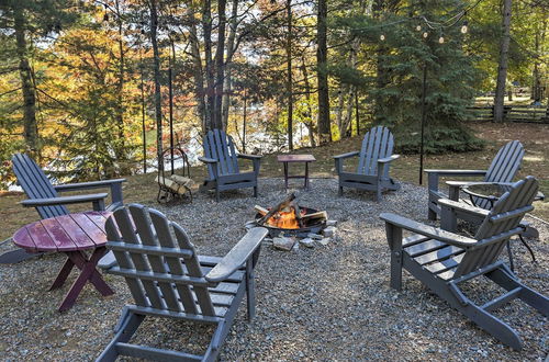 Foto 2 - Eagle River Waterfront Home w/ Dock & Fire Pit