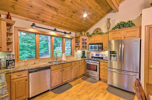 Photo 21 - Lavish Beech Mountain Ski Cabin w/ Hot Tub