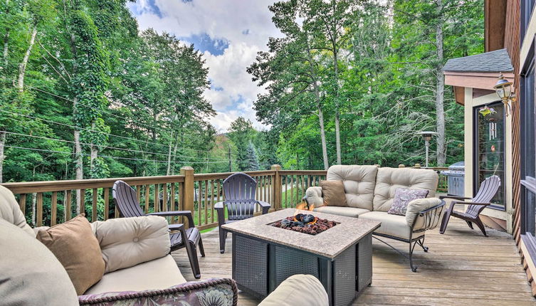 Photo 1 - Lavish Beech Mountain Ski Cabin w/ Hot Tub