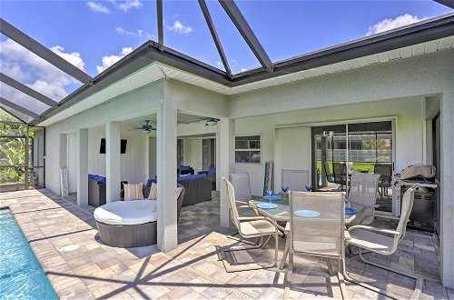 Foto 7 - Cape Coral Home w/ Lavish Patio & Private Pool