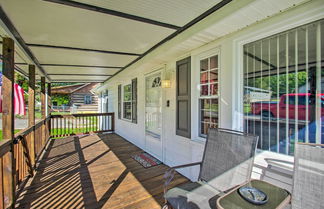 Photo 3 - Dog-friendly Fayetteville Home w/ Hot Tub