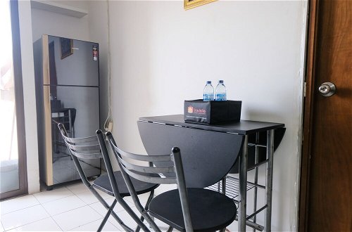 Photo 15 - Cozy And Homey 2Br At Gateway Ahmad Yani Cicadas Apartment