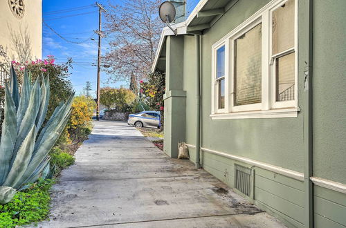 Photo 2 - Ideally Located Oakland Home w/ Private Yard