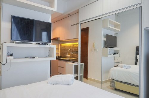 Photo 16 - Strategic And Well Designed Studio Apartment At Capitol Park Residence