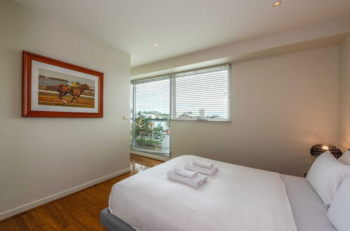 Photo 1 - Beautiful 1-bed in St Kilda w/ Parking & Terrace