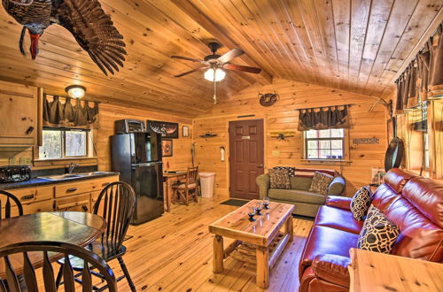 Photo 13 - Pet-friendly Semper Fi Cabin w/ Fire Pit