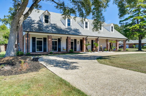 Photo 14 - Stunning Baton Rouge Home w/ Pool: Near Lsu