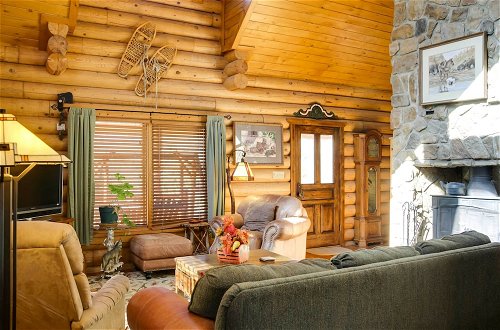 Photo 11 - 'lacy's Log Cabin' Alto Home w/ Mountain Views