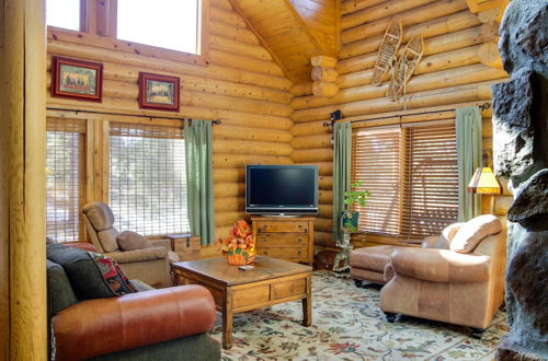 Photo 15 - 'lacy's Log Cabin' Alto Home w/ Mountain Views