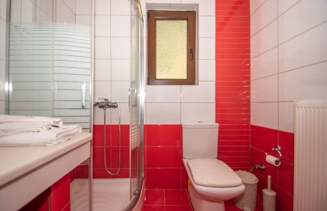 Green Lagoon - Photo 3