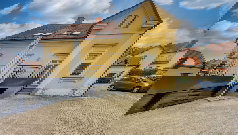Primary image