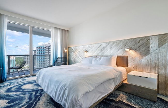 W Residences 2 Bedroom Suite 2 Condo by RedAwning - Foto 6