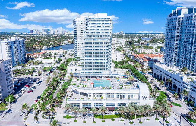 W Residences 2 Bedroom Suite 2 Condo by RedAwning - Foto 50