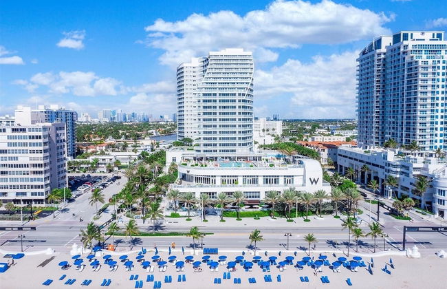 W Residences 2 Bedroom Suite 2 Condo by RedAwning - Foto 48