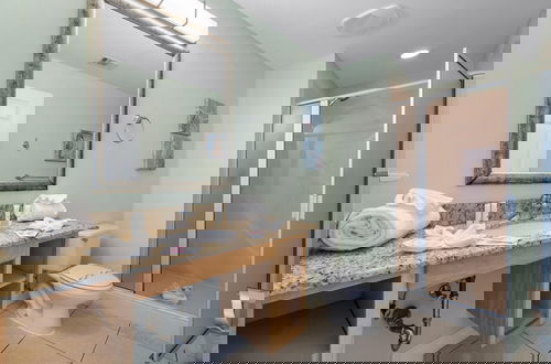 Foto 16 - Splash 804e