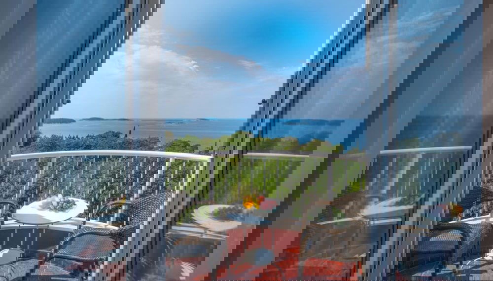 Primary image