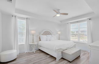 Photo 2 - Gulf Place Residences 109