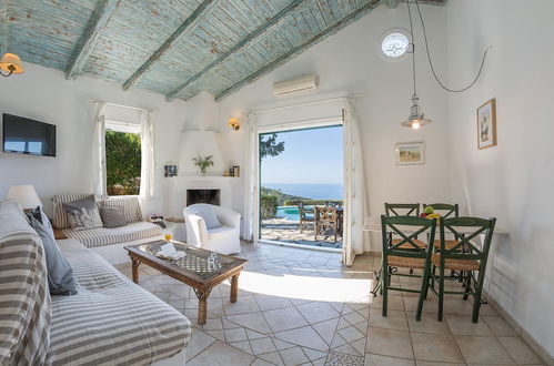 Photo 10 - Villa Daphne - Agios Nikitas Villas