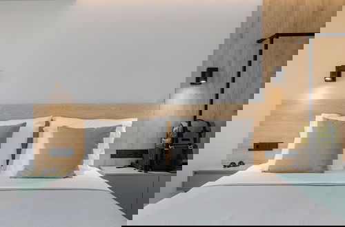 Photo 4 - The 8 Suites