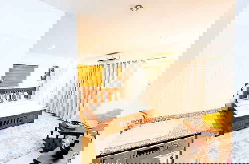 Photo 12 - The Gallery Apartment