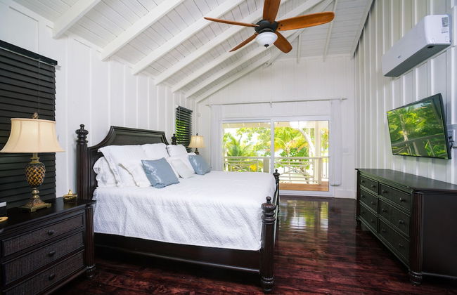 Serenity Beach House - Photo 2