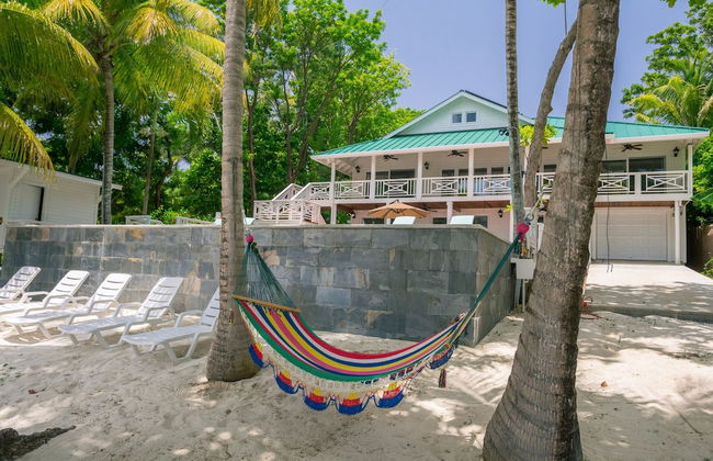 Serenity Beach House - Photo 35