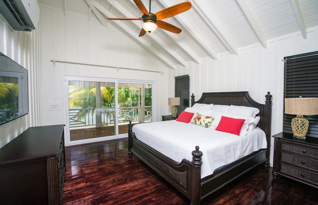 Serenity Beach House - Photo 4