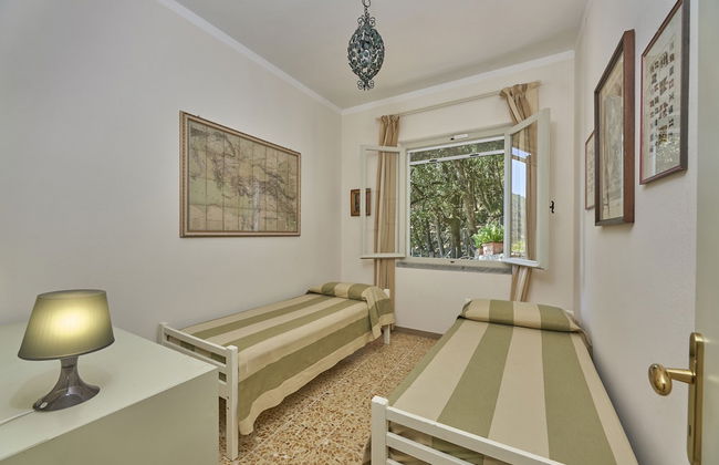 Marciana Hills Apartments - Photo 8