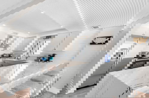 Foto 11 - Shoreline Towers 2086