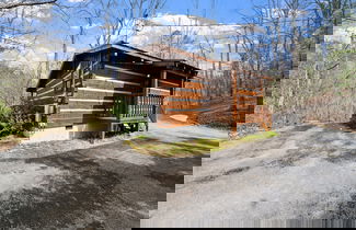 Foto 1 - A Lover's Paradise 1 Bedroom Cabin Heavenly Views Resort
