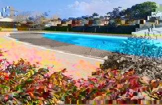 Foto 1 - Fully Equipped Apartment With Shared Pool