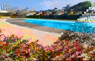 Foto 1 - Well Equipped Apartment With Pool - Beahost