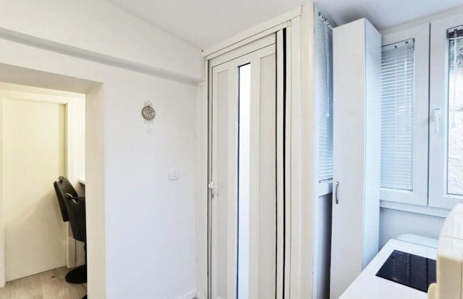 Jele - Perfect Location - A1 - Foto 17