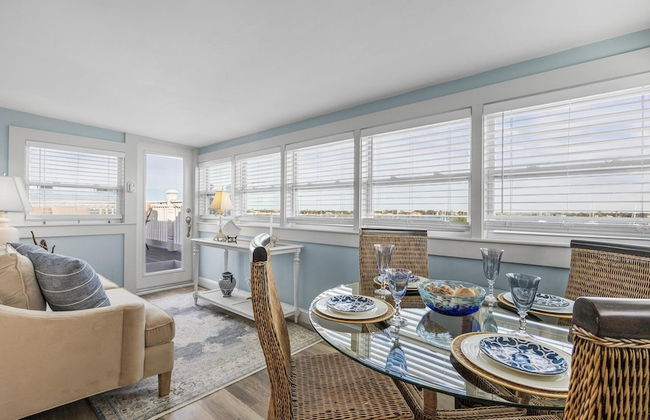 Eagles Nest at Villas on the Bay Retreat for 4! - Foto 6