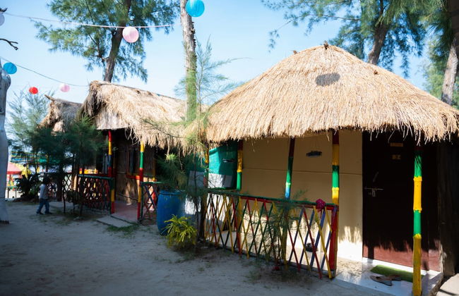 Holud Pakhi - Photo 1