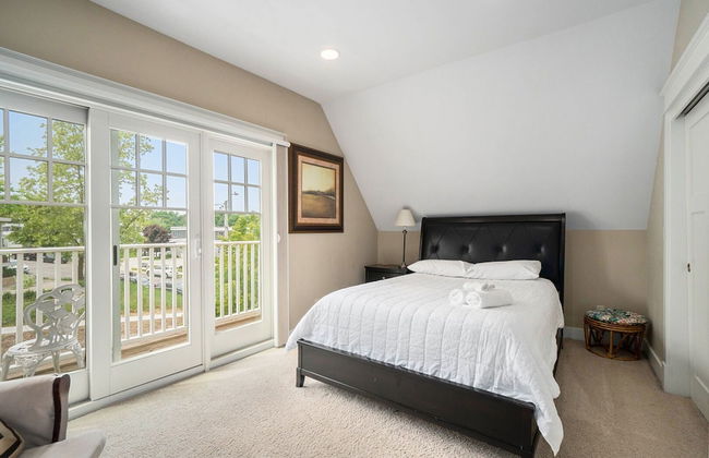 Family-Friendly 3BR Condo Grand Haven 27 - Photo 2
