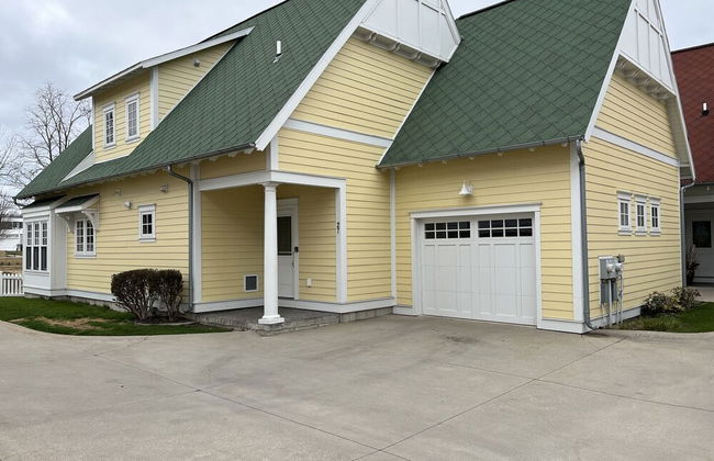 Family-Friendly 3BR Condo Grand Haven 27 - Photo 34