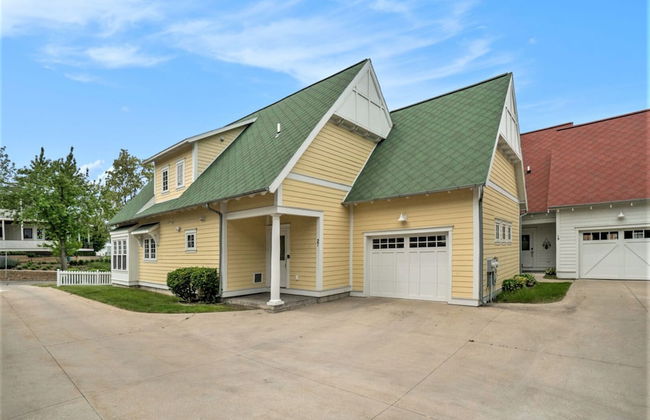 Family-Friendly 3BR Condo Grand Haven 27 - Photo 41