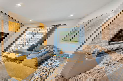 Foto 57 - Retro Game Room Private Pool Home By Disney 7 Bedroom Home by RedAwning