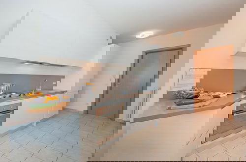 Foto 6 - Benacus E4 Apartment by Wonderful Italy