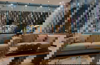 Foto 2 - Luxury Upscale Retreat in Uptown Bgc, Metro Manila