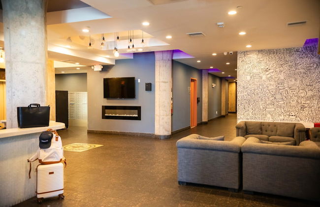 Sosuite 2BR Apt w W/d, Gym, On-site Restaurant - Foto 42