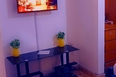 Foto 20 - Lux Suites Vee Studio Apartments Bamburi