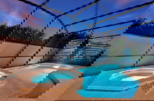 Foto 77 - New! Luxury 12br Disney Home Pool/spa/cinema/games