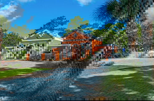 Foto 50 - Golf Cart Included, Spacious Home, Private Backyard, and Community Pool!