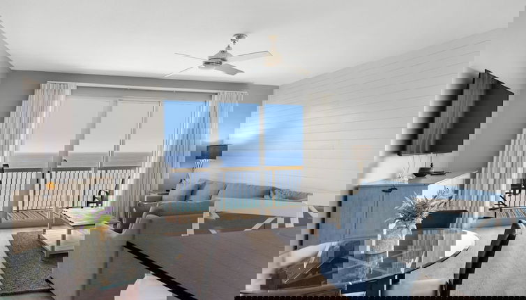 Foto 1 - Amazing Location, Gulf Views, Right On Beach!